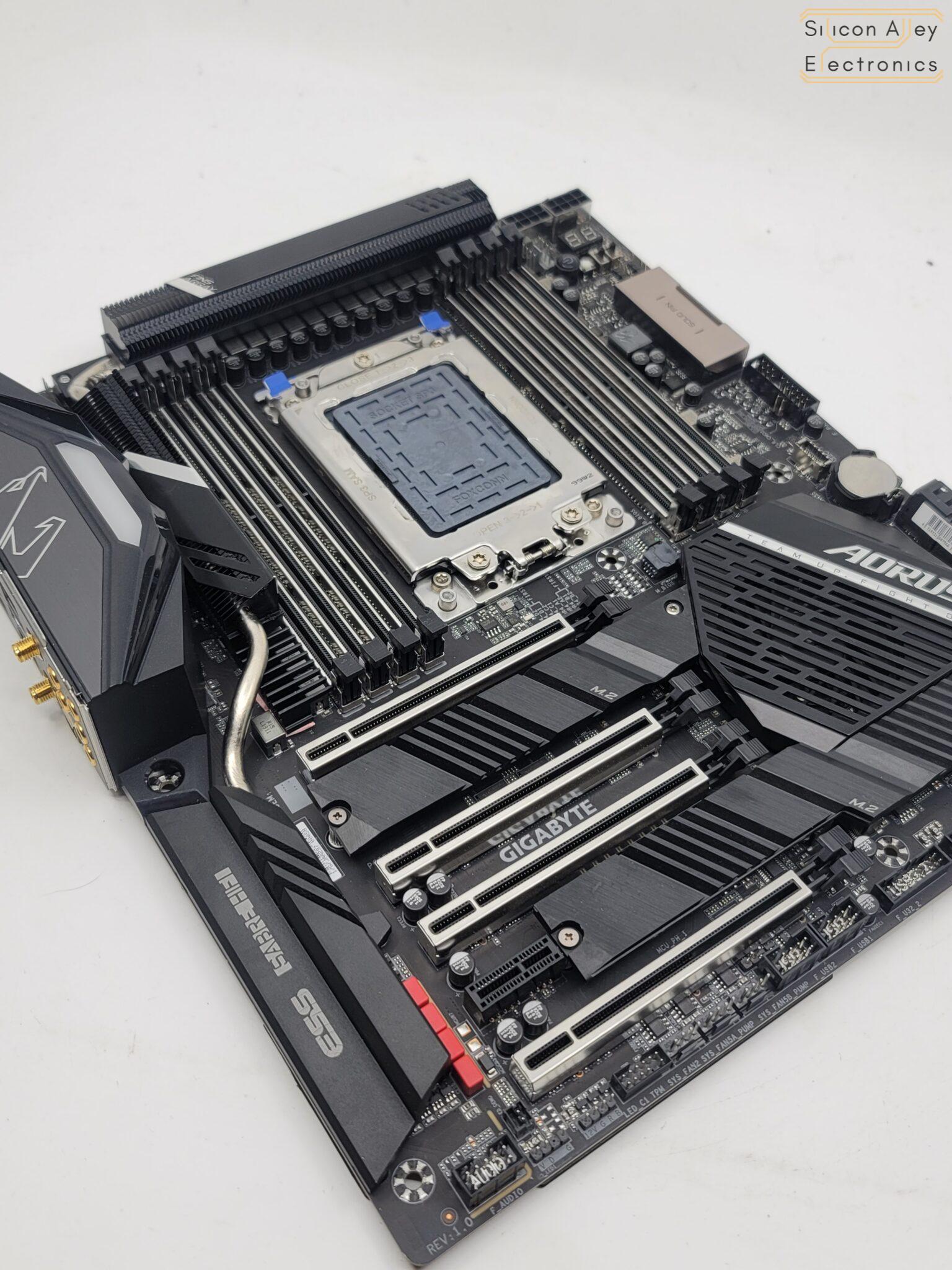 Gigabyte TRX40 Aorus Master AMD Threadripper sTRX4 EATX Motherboard ...