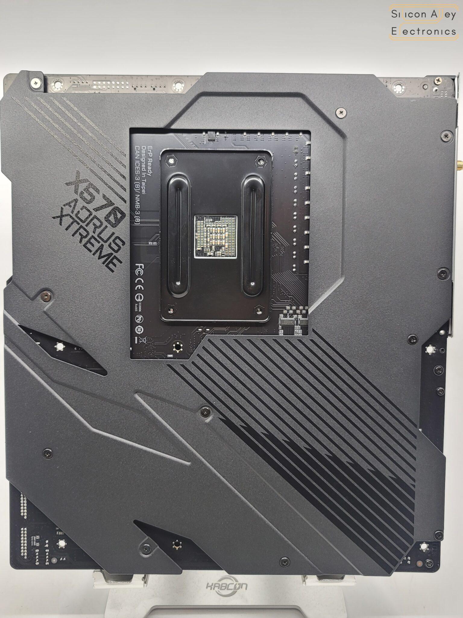 Gigabyte X570 Aorus Xtreme AMD AM4 EATX Motherboard - Silicon